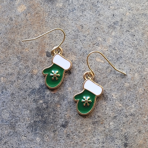 Jewelry - Mittens Holiday Earrings